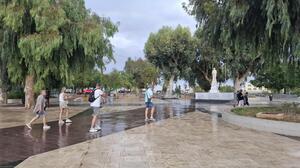 Καιρός: Βροχές και καταιγίδες σε όλη τη χώρα – Μικρή πτώση της θερμοκρασίας