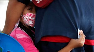 Διπλάσιος ο κίνδυνος long Covid στα παιδιά έπειτα από δεύτερη μόλυνση