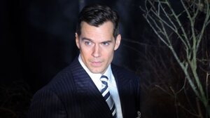 Χένρι Κάβιλ: Επιστροφή στην προπόνηση για το «Highlander» με νάρθηκα