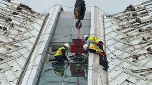 Σε εξέλιξη οι εργασίες αποκατάστασης και αναβάθμισης του στέγαστρου του Ολυμπιακού Ποδηλατοδρομίου στο ΟΑΚΑ