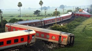 Σύγκρουση τρένων στη Σλοβακία: Το σενάριο που εξετάζουν οι Αρχές - 11 άτομα στα νοσοκομεία