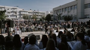 Μαθητές, γονείς κι εκπαιδευτικοί "ταξίδεψαν" στις ημέρες εξέγερσης του Πολυτεχνείου!