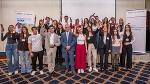 Eurobank: 23 χρόνια «Μπροστά για την Παιδεία» - Η Αριστεία στο επίκεντρο