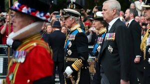 Ο βασιλιάς Κάρολος αφαίρεσε και επίσημα τους τίτλους του πρίγκιπα Άντριου