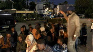 Όσοι έρθουν κι όσοι φύγουν...