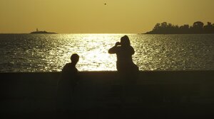 Θάρρος: Πώς να φύγουμε από κάτι που μας καταπιέζει;