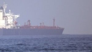 Ρωσική επίθεση σε τουρκικό δεξαμενόπλοιο στην Οδησσό - 16 μέλη πληρώματος σώα