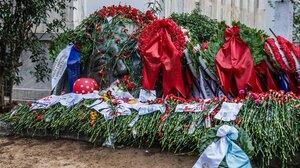 "Το Πολυτεχνείο ζεί": Μηνύματα για την 52η επέτειο