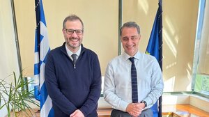 Παρέμβαση Σενετάκη για τα φωτοβολταϊκά στην Κρήτη