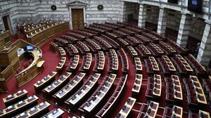 «Έσπασε» τα ρεκόρ: 153 αναφορές στη Βουλή μέσα σε δύο μέρες!