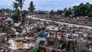 Φιλιππίνες: Φονικό το πέρασμα του τυφώνα Καλμάγκι - Τουλάχιστον 66 νεκροί