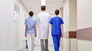 Πανεπιστημιακά Κέντρα Υγείας εντός του '26 - Ποια θα ξεκινήσουν πρώτα