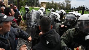 Θεσσαλονίκη: Δικογραφία για τα επεισόδια στο μπλόκο των αγροτών κοντά στο αεροδρόμιο