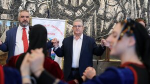 Δ. Κουτσούμπας: Η σκέψη μας είναι στους αγώνες εργατών - αγροτών που «ανοίγουν δρόμους» για το αύριο του λαού μας