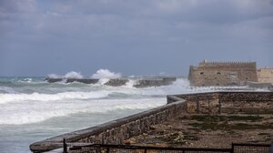 Καταφτάνει η νέα κακοκαιρία με βροχές διαρκείας και χιόνια - Ποιες περιοχές της Κρήτης θα επηρεαστούν