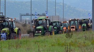 Αγρότες: Ζητούν διάλογο με τον πρωθυπουργό ενώ κλιμακώνουν τα μπλόκα