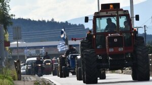 Κλιμακώνουν τις κινητοποιήσεις οι αγρότες στον Έβρο - Μπλόκα στο Τελωνείο Κήπων και στον κόμβο Ορμενίου