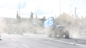 Όταν παραβατικοί διεκδικούν ρόλο «συνομιλητή» στις κινητοποιήσεις, δίνεται «πάτημα» να στιγματίζεται ένας ολόκληρος κόσμος
