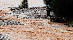 Εύβοια: Πλημμυρισμένα σπίτια και επιχειρήσεις - Κλειστά τα σχολεία