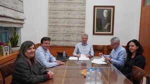 Υπογραφές για τη μελέτη ανέγερσης νέου Κέντρου Υγείας στις Μοίρες