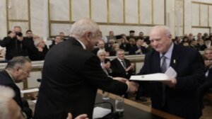 Η Ακαδημία Αθηνών βράβευσε τον γεωπόνο Νίκο Μιχελάκη