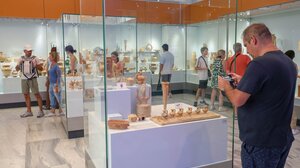 AMH: Τελευταία ξενάγηση στην περιοδική έκθεση «Εκατόμπολις. Ο Κόσμος της Αρχαϊκής Κρήτης»