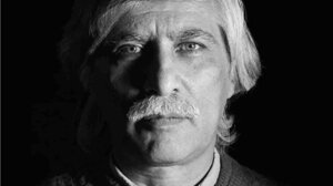 Πέθανε ο Μπαχράμ Μπεϊζαί, ένας από τους σημαντικότερους Ιρανούς σκηνοθέτες και θεατρικούς συγγραφείς 