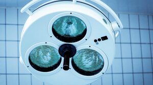 Δωρεά ζωής από 77χρονη στο Βενιζέλειο – Ολοκληρώθηκε η λήψη κερατοειδών