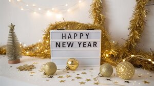 Ευχές βουλευτών και αιρετών για τη νέα χρονιά