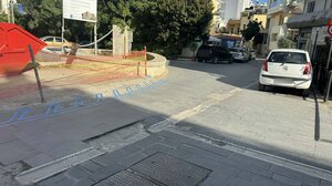 Νέοι κυβόλιθοι από μπετόν στην Ταξιάρχου Μαρκοπούλου - Πότε ξεκινούν τα έργα