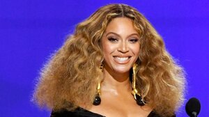 Forbes: Στο κλαμπ των δισεκατομμυριούχων η Beyoncé