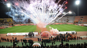 Μια άλλη άποψη για τη «γιορτή» του ποδοσφαίρου!