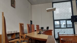 Λάρισα: Πήγε να «ξαλαφρώσει» στα παρτέρια και κατέληξε στο αυτόφωρο