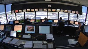 Όταν «πέφτει» ο ουρανός: Πώς μια μαζική παρεμβολή έκλεισε το FIR Αθηνών