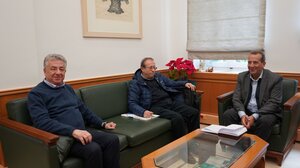 Διαχείριση υδάτινων πόρων και χρηματοδοτικά έργα στο επίκεντρο συνάντησης Περιφερειάρχη και Δημάρχου Χερσονήσου