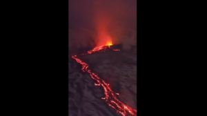 Νέα έκρηξη του ηφαιστείου Αίτνα: Ροή λάβας στη Βάλε ντελ Μπόβε