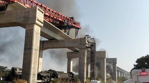 Ταϊλάνδη: Τουλάχιστον 22 νεκροί από κατάρρευση γερανού πάνω σε τρένο