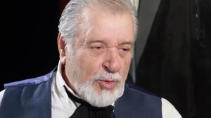 Τάσος Χαλκιάς: «Έτρωγα ξύλο από τον πατέρα μου, μέχρι που ήμουν μεγάλο παιδί»