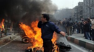 Ιράν: Στους 116 οι νεκροί - Η Τεχεράνη προειδοποιεί τις ΗΠΑ για απάντηση σε τυχόν επίθεση