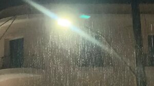 Στο έλεος του χιονιά η Εύβοια, σε ποια χωριά χιονίζει