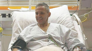 Κραν Μοντανά: Ήρωας τραπεζίτης αψήφησε τις φλόγες και έσωσε δέκα νέους με γυμνά χέρια από τη φονική πυρκαγιά