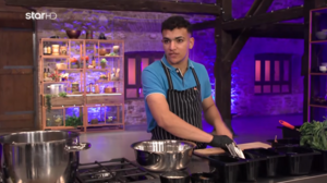 Συγκίνηση στην πρεμιέρα του MasterChef με το προσφυγόπουλο που μεγάλωσε στην Κρήτη