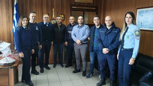Επίσκεψη για ευχές στις αστυνομικές Υπηρεσίες του Νομού Ηρακλείου από την ΕΑΥΝΗ