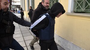 «Τον χτυπούσε με γροθιές και κλωτσιές παντού»: Οι καταθέσεις των φίλων του 17χρονου που ξυλοκοπήθηκε μέχρι θανάτου στις Σέρρες