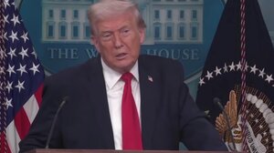 Ντόναλντ Τραμπ: Απειλεί με νέα, αυστηρότερα, μέτρα