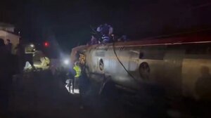Σκηνές αποκάλυψης στην Ισπανία: Βίντεο από το εσωτερικό των τρένων μετά τη σιδηροδρομική τραγωδία