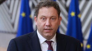 Υπέρ μιας Ευρώπης «δύο ταχυτήτων» τάσσεται ο υπουργός Οικονομικών της Γερμανίας