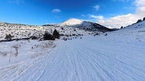 Χιονίζει στα ορεινά της Θεσσαλονίκης – Κλειστά σχολεία στη Βόρεια Ελλάδα λόγω χιονοπτώσεων και παγετού