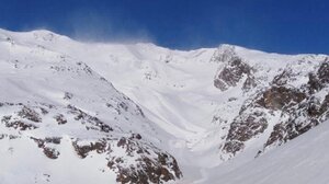 Άρχισε η ψυχρή εισβολή: Πού χιονίζει, πώς θα εξελιχθούν τα φαινόμενα στην Κρήτη