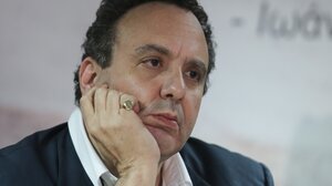 "Σαν να βάζεις το μάτι σου σε ένα καλειδοσκόπιο...": Απόψε η συζήτηση με τον συγγραφέα Χρήστο Χωμενίδη